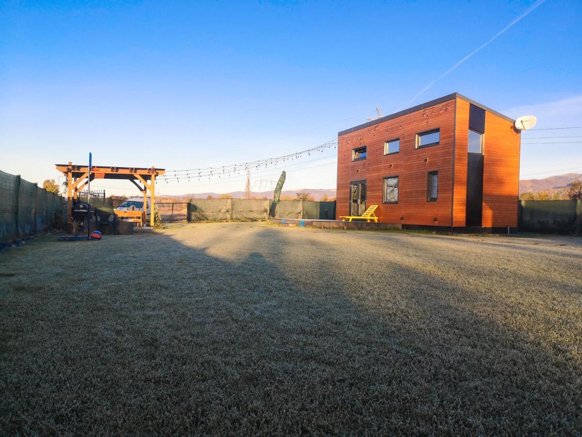 Tiny House - Baia De Fier Hotel Exterior foto